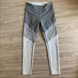 Outdoor Voices grey 7/8 spring leggings size M